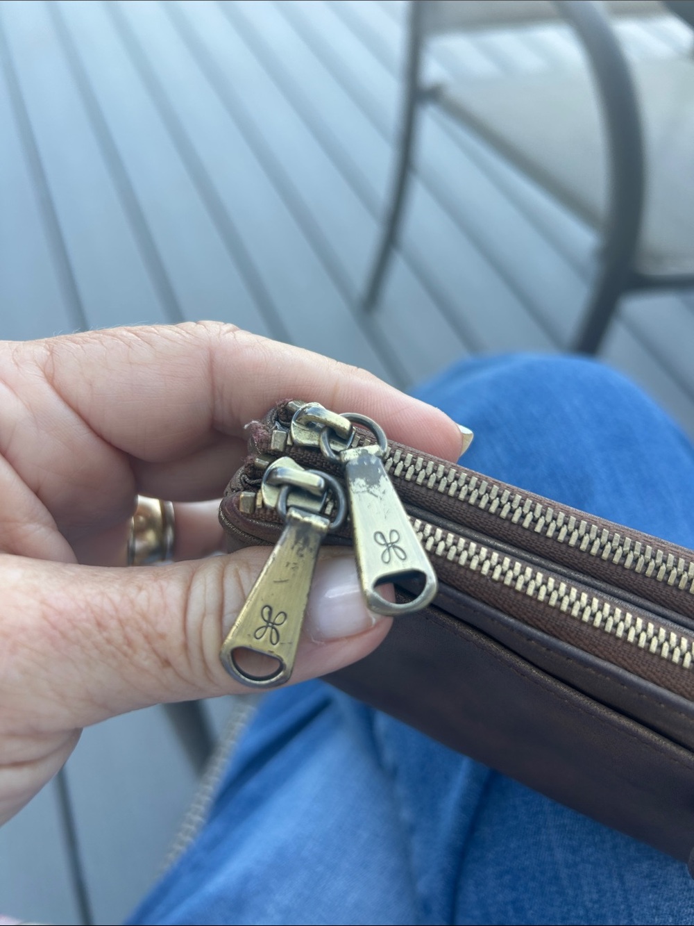 Hobo Taylor Leather Clutch Magnetic Wallet, Metallic very clean EUC, - Picture 2 of 8